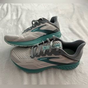 Brooks Anthem 5 Running Shoe